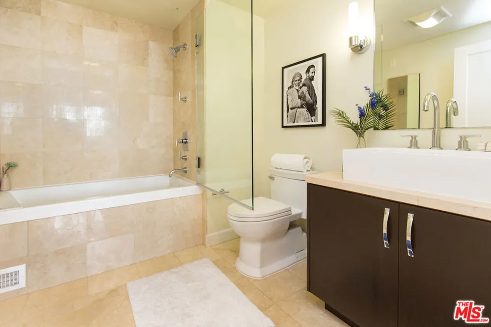 1751 APPIAN WAY #203 Santa Monica, CA 90401