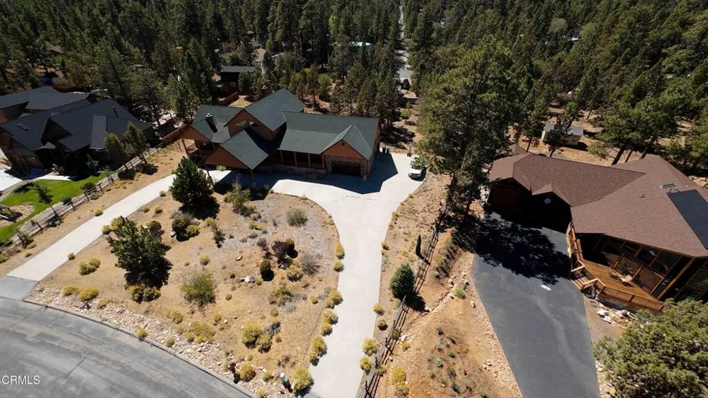 1099 Heritage Trail Big Bear, CA 92314