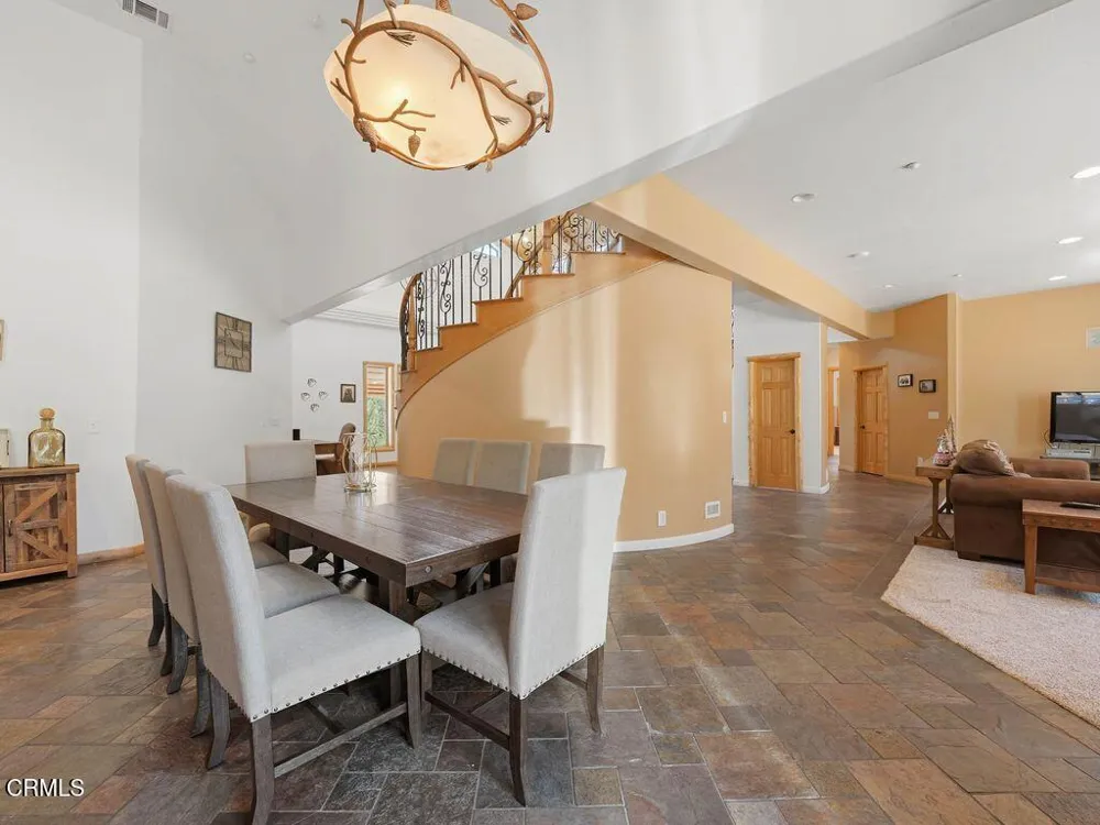 1099 Heritage Trail Big Bear, CA 92314