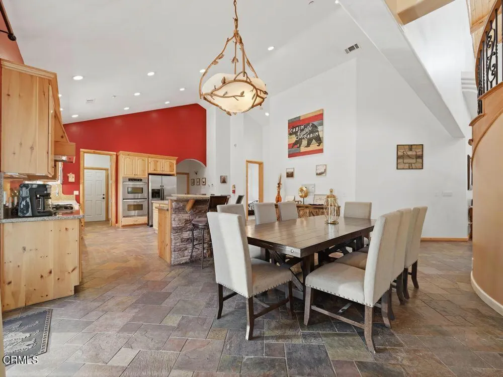1099 Heritage Trail Big Bear, CA 92314