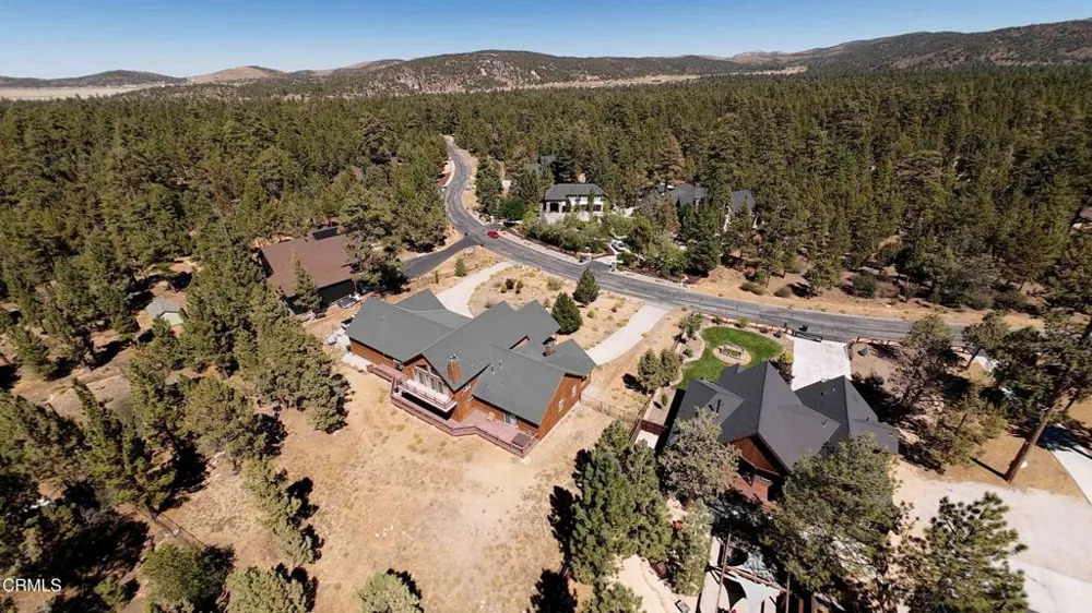 1099 Heritage Trail Big Bear, CA 92314