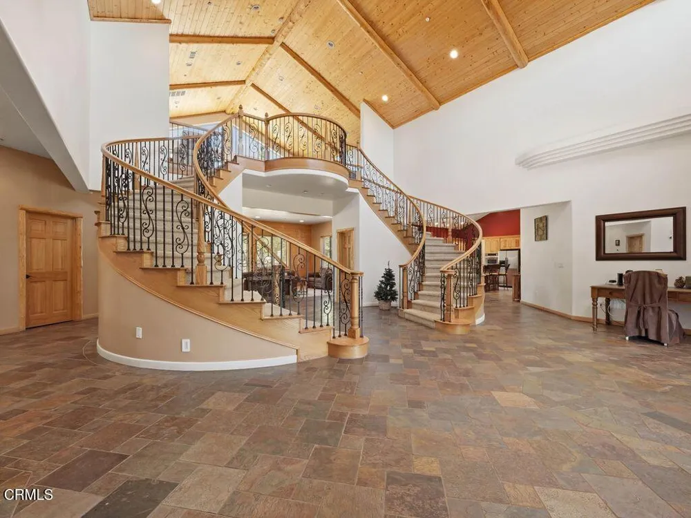 1099 Heritage Trail Big Bear, CA 92314