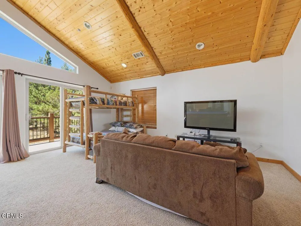 1099 Heritage Trail Big Bear, CA 92314