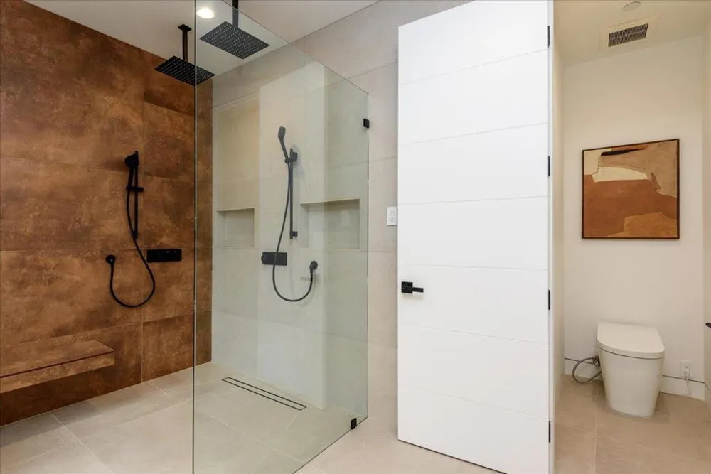 3841 Alameda De Las Pulgas Menlo Park, CA 94025