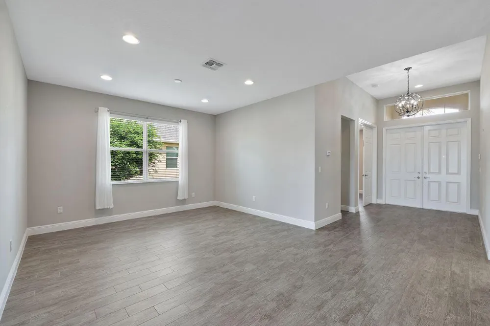 11151 SW Lake Park Drive Port St. Lucie, FL 34987