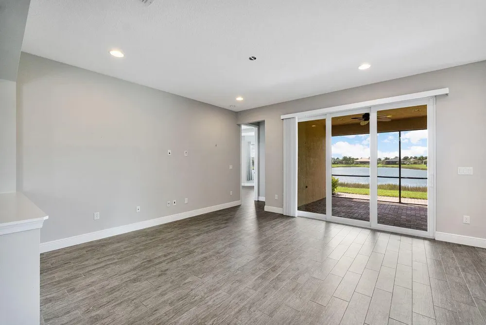 11151 SW Lake Park Drive Port St. Lucie, FL 34987
