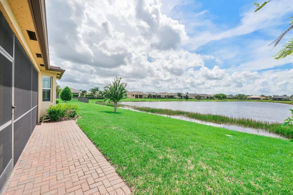 11151 SW Lake Park Drive Port St. Lucie, FL 34987