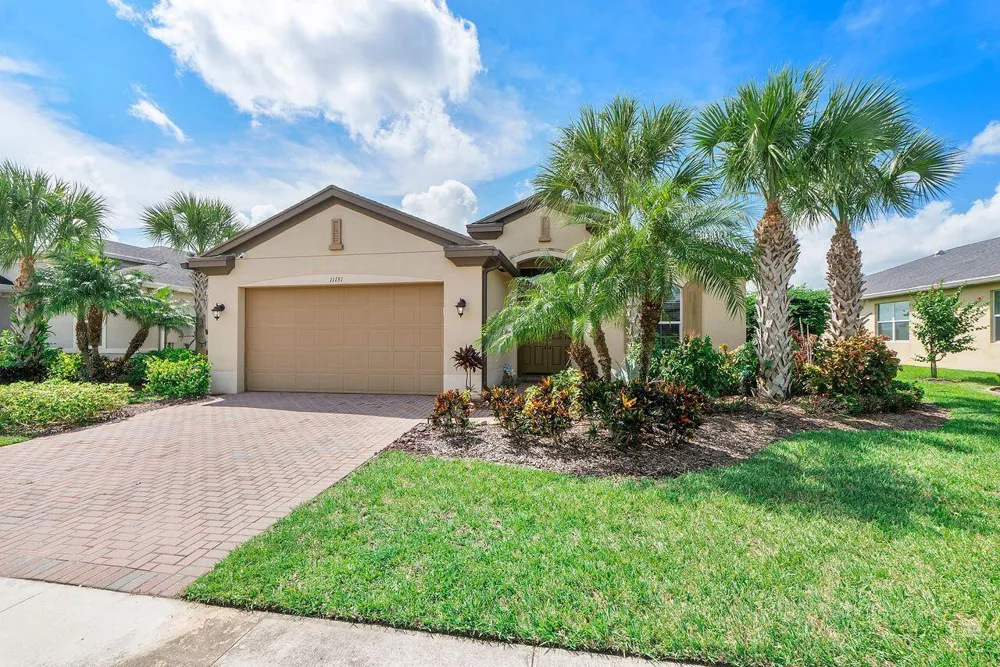 11151 SW Lake Park Drive Port St. Lucie, FL 34987