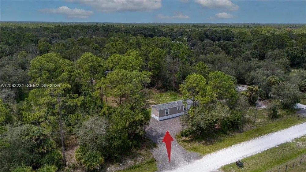 470 S Jinete St Clewiston, FL 33440