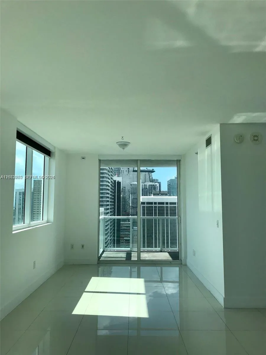 244 Biscayne Blvd #1603 Miami, FL 33132