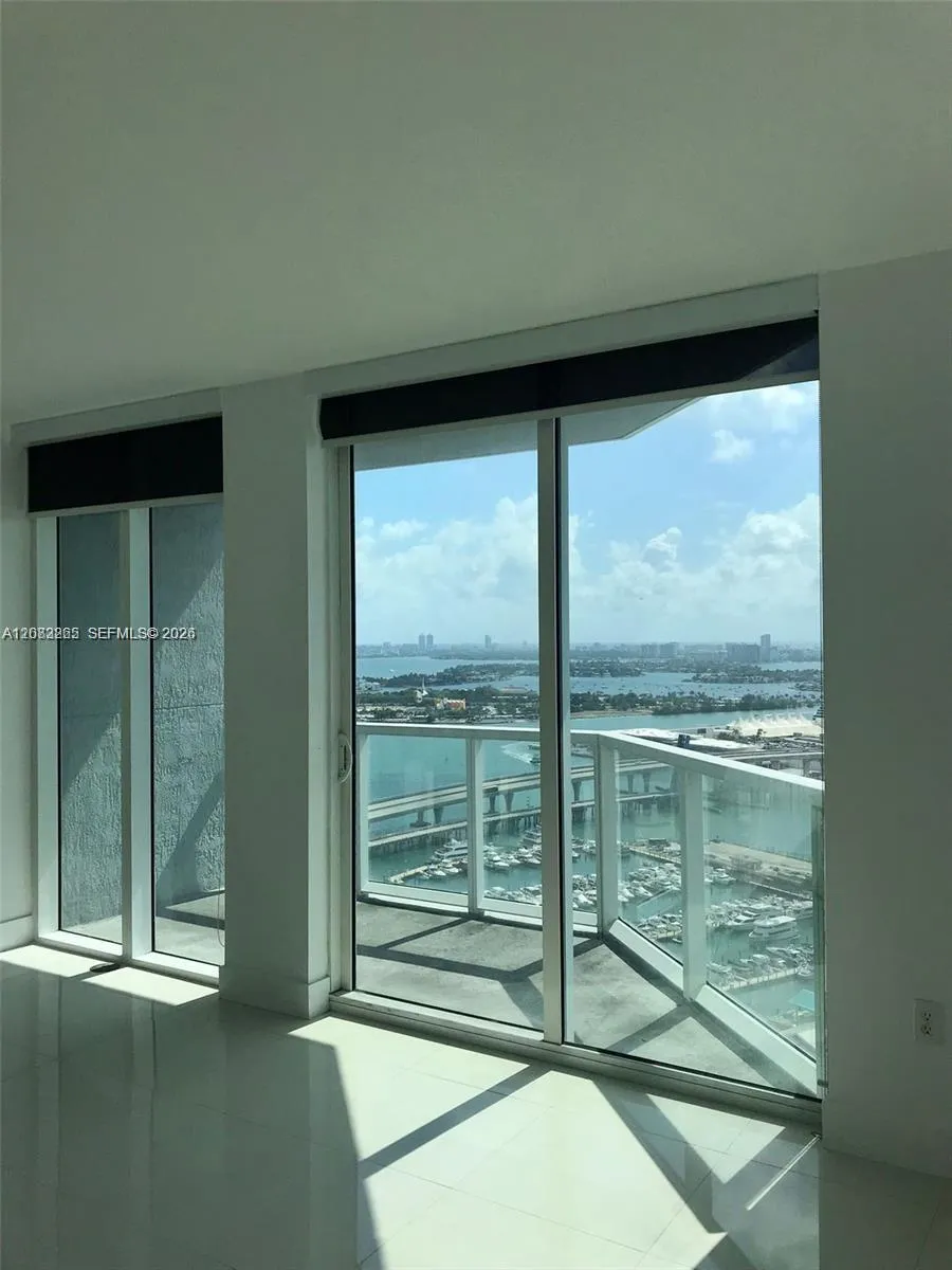 244 Biscayne Blvd #1603 Miami, FL 33132