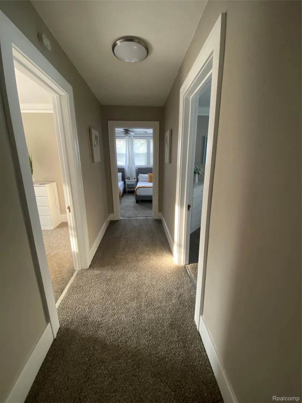 15551 Park Avenue Eastpointe City, MI 48021