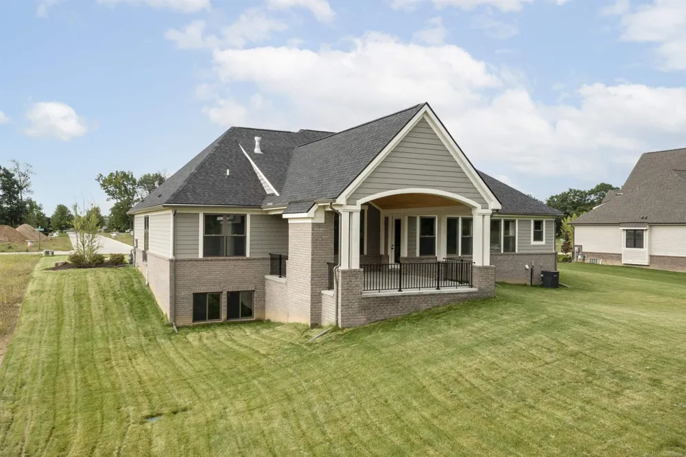 7442 Brunswick Drive Washington Township, MI 48095