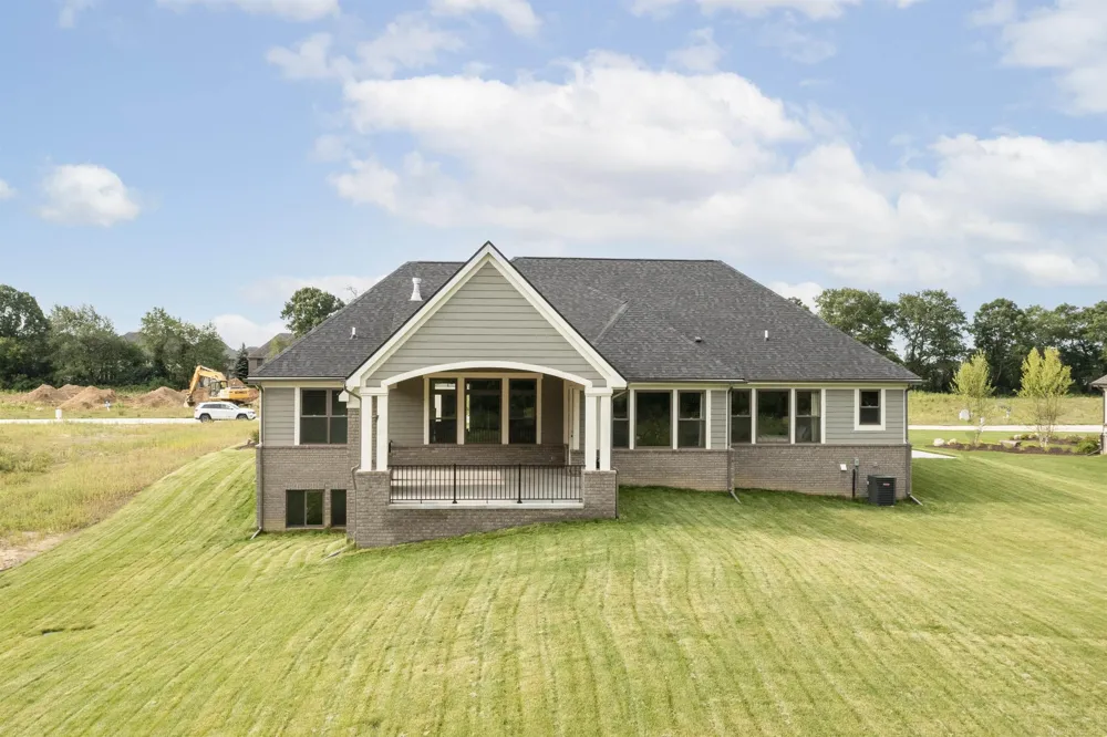7442 Brunswick Drive Washington Township, MI 48095