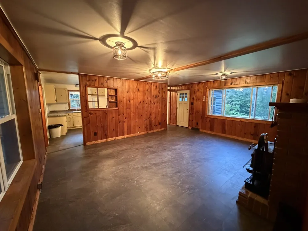 8299 W Walker Road Caldwell Township, MI 49663