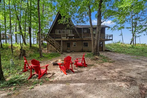 4712 W Fox Farm Road