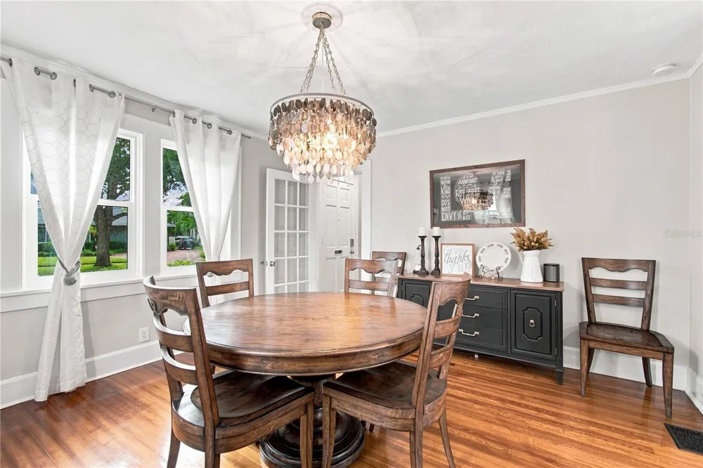 3630 FOSTER HILL DRIVE St Petersburg, FL 33704