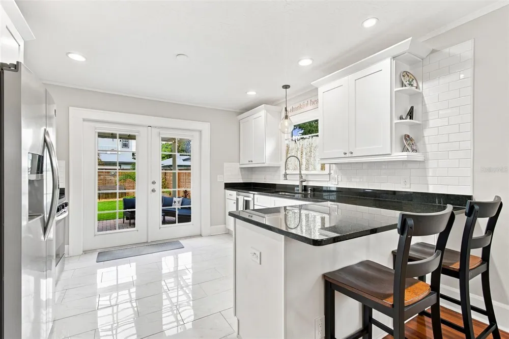 3630 FOSTER HILL DRIVE St Petersburg, FL 33704