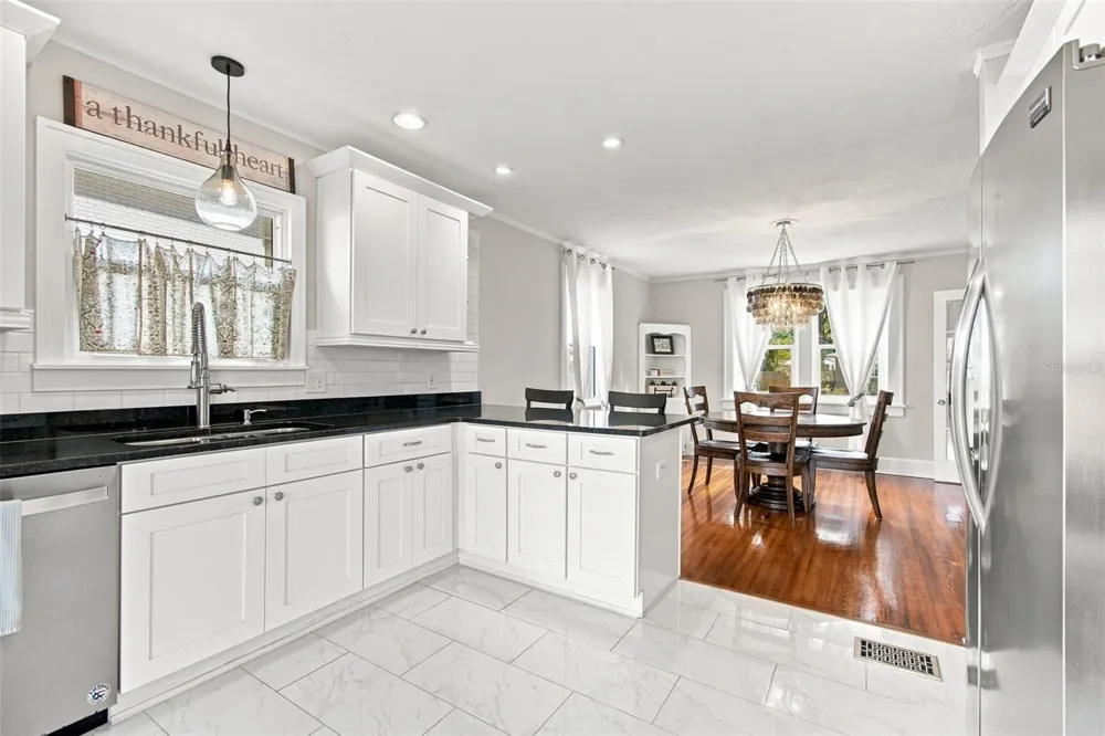 3630 FOSTER HILL DRIVE St Petersburg, FL 33704