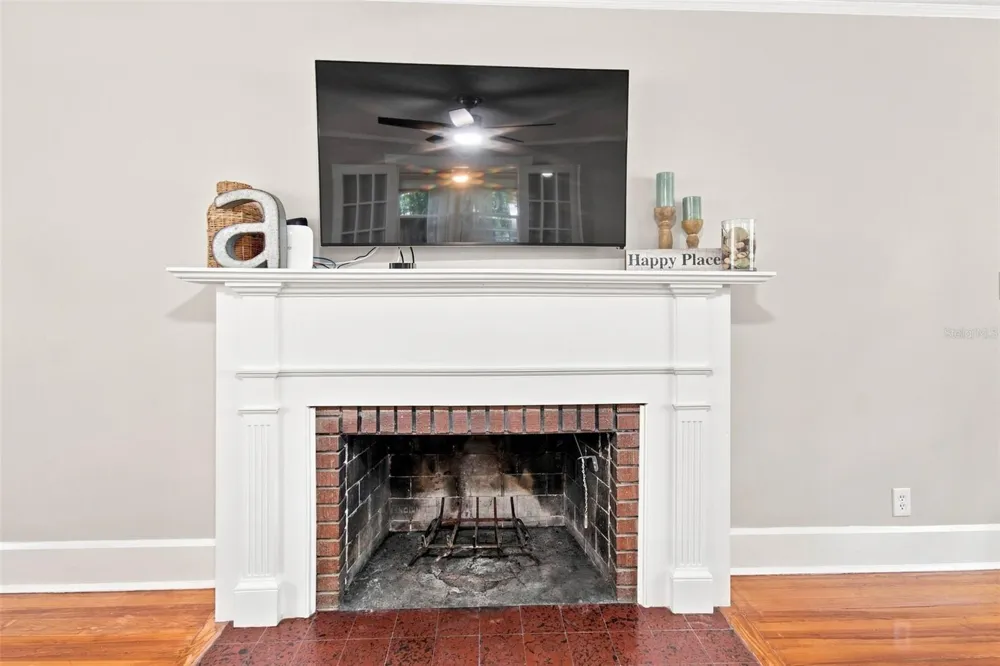 3630 FOSTER HILL DRIVE St Petersburg, FL 33704