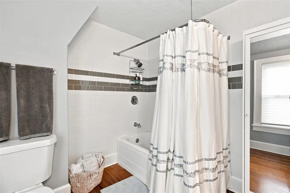 3630 FOSTER HILL DRIVE St Petersburg, FL 33704