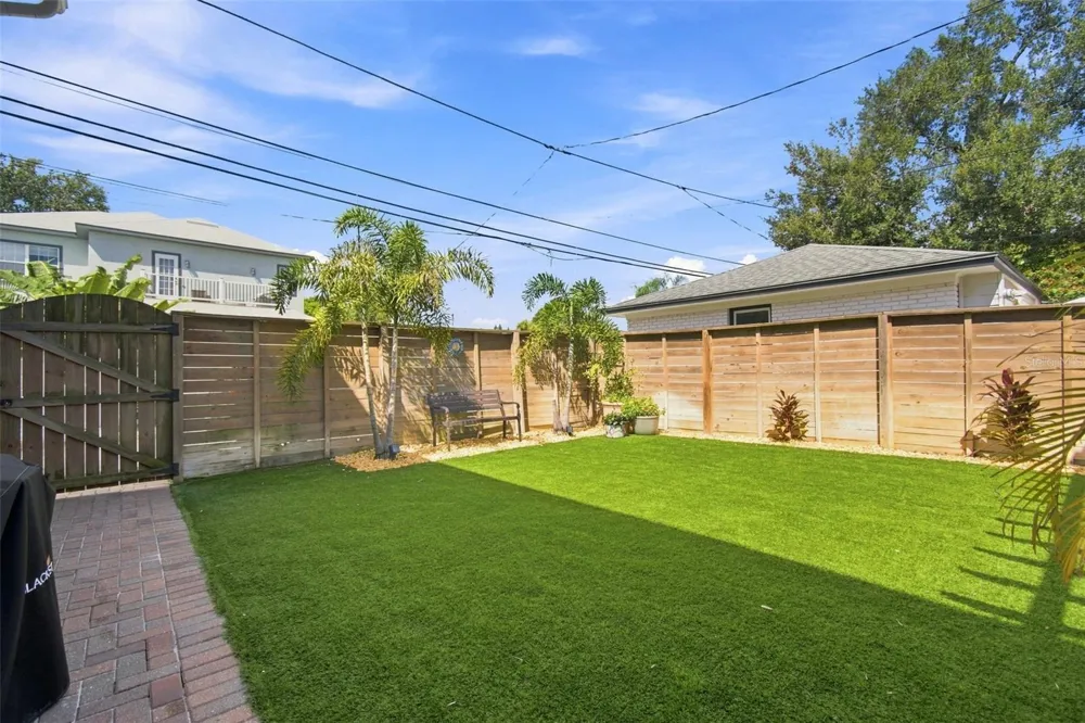 3630 FOSTER HILL DRIVE St Petersburg, FL 33704
