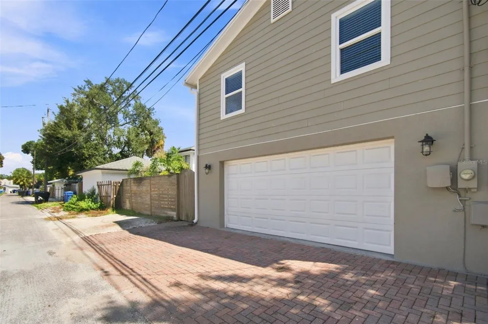 3630 FOSTER HILL DRIVE St Petersburg, FL 33704