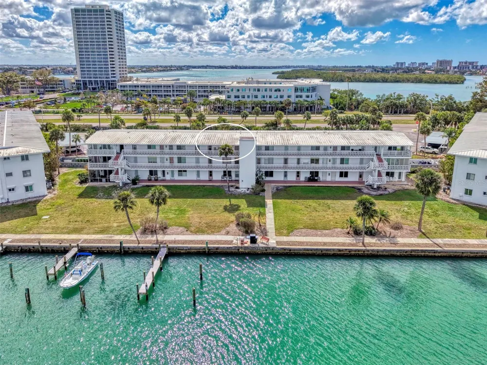 763 JOHN RINGLING BOULEVARD #34 Sarasota, FL 34236