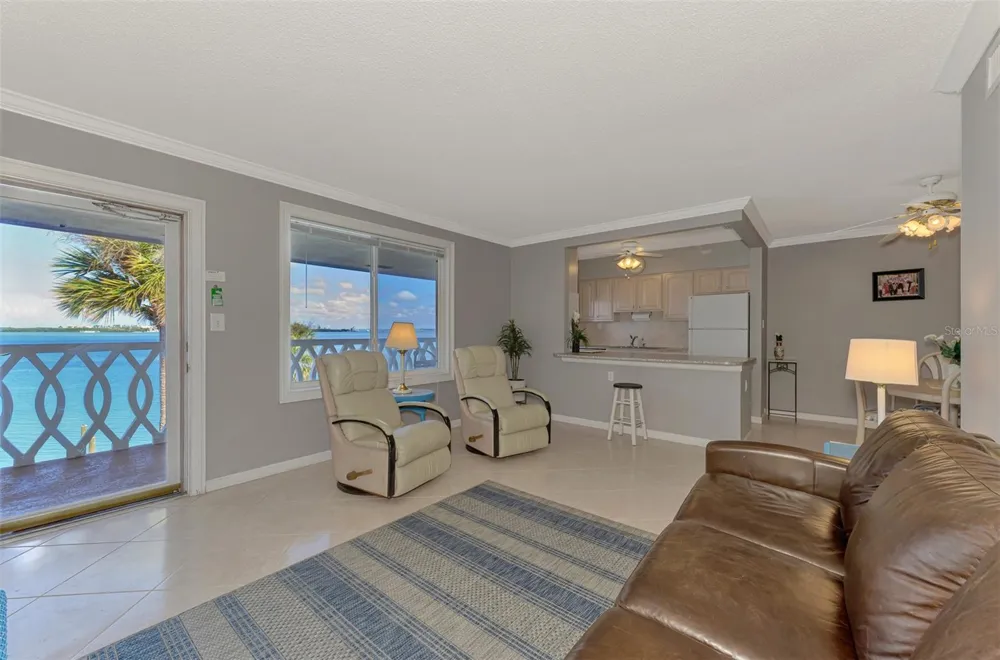 763 JOHN RINGLING BOULEVARD #34 Sarasota, FL 34236