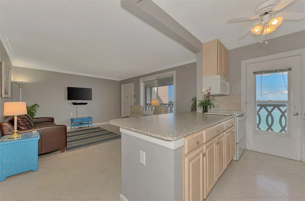 763 JOHN RINGLING BOULEVARD #34 Sarasota, FL 34236