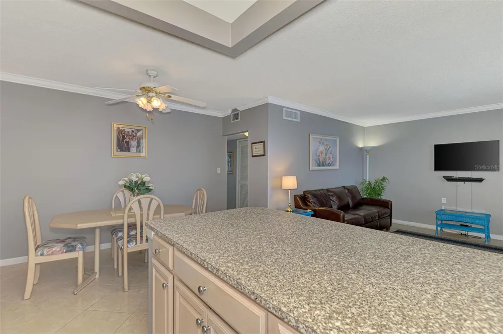 763 JOHN RINGLING BOULEVARD #34 Sarasota, FL 34236
