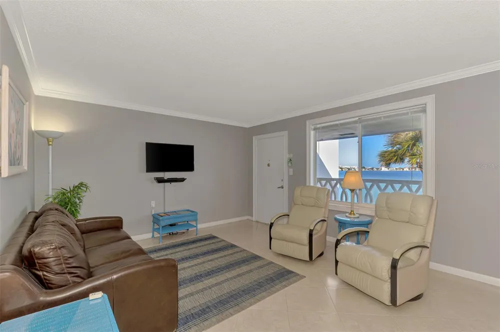 763 JOHN RINGLING BOULEVARD #34 Sarasota, FL 34236