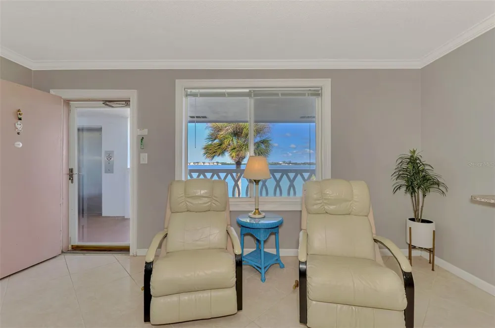 763 JOHN RINGLING BOULEVARD #34 Sarasota, FL 34236