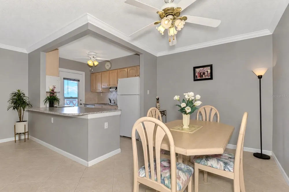 763 JOHN RINGLING BOULEVARD #34 Sarasota, FL 34236