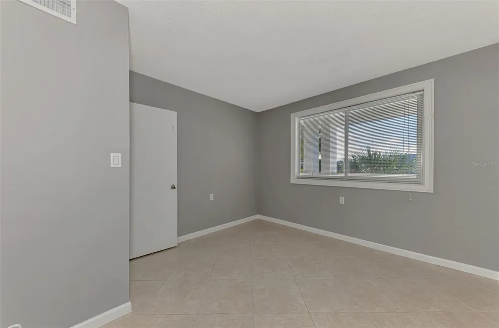 763 JOHN RINGLING BOULEVARD #34 Sarasota, FL 34236
