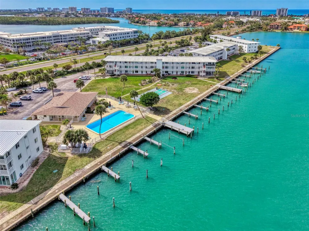 763 JOHN RINGLING BOULEVARD #34 Sarasota, FL 34236