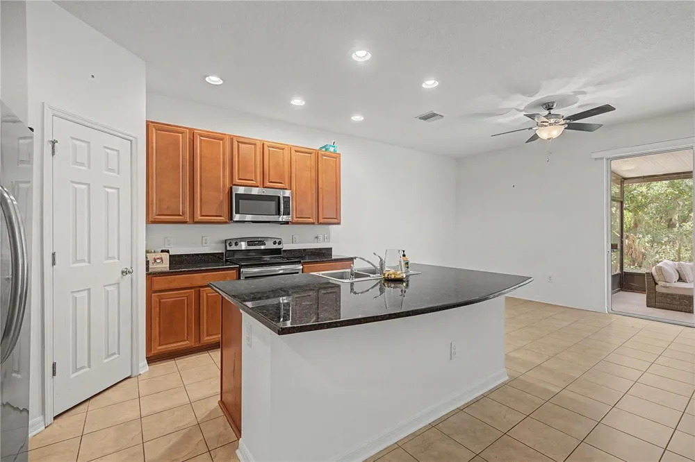 6914 HOLLY HEATH DRIVE Riverview, FL 33578