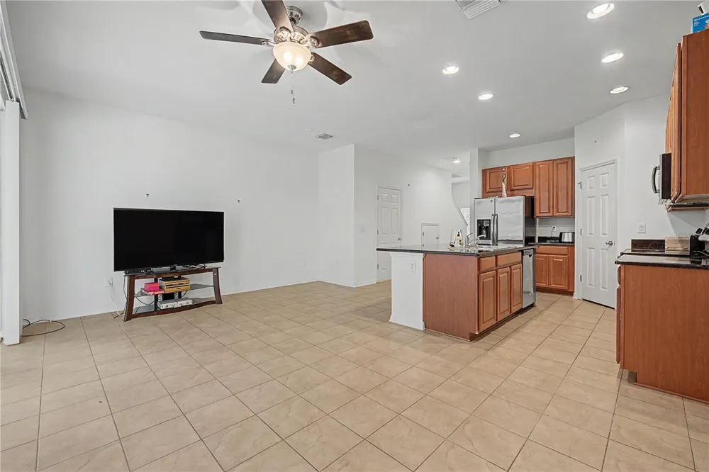 6914 HOLLY HEATH DRIVE Riverview, FL 33578