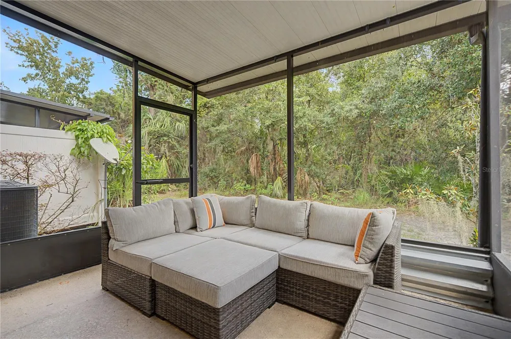 6914 HOLLY HEATH DRIVE Riverview, FL 33578
