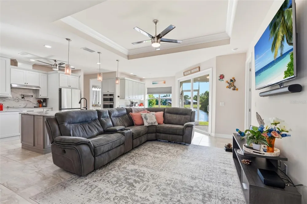 4507 LAKE HEATHER CIRCLE St James City, FL 33956