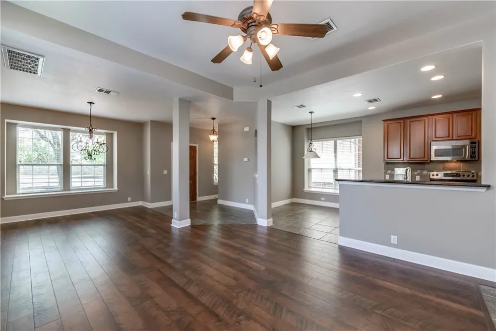 14812 Avery Ranch Boulevard #8 Austin, TX 78717