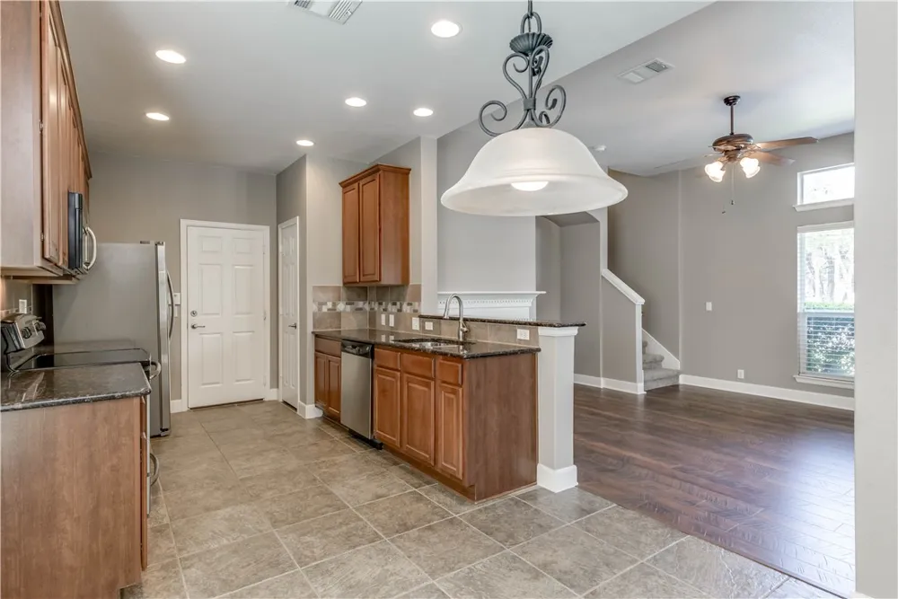 14812 Avery Ranch Boulevard #8 Austin, TX 78717