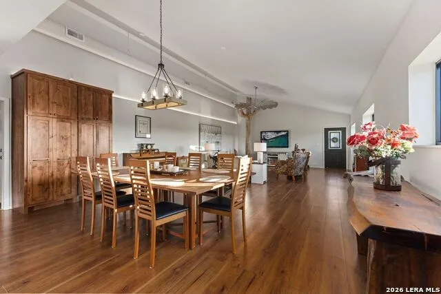 103 Bluffview Cir Kerrville, TX 78028