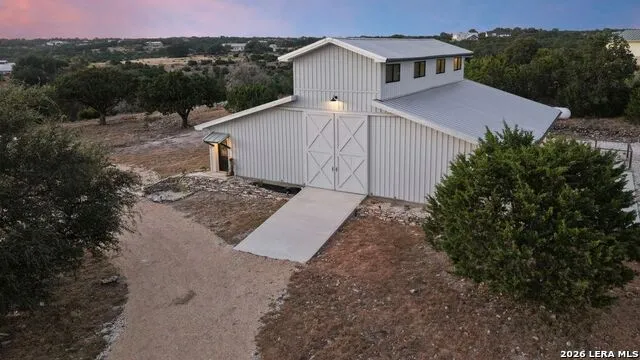 103 Bluffview Cir Kerrville, TX 78028