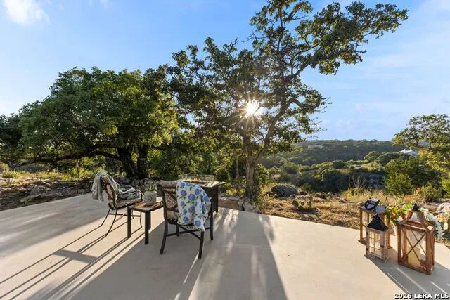 103 Bluffview Cir Kerrville, TX 78028