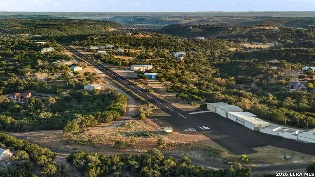 103 Bluffview Cir Kerrville, TX 78028