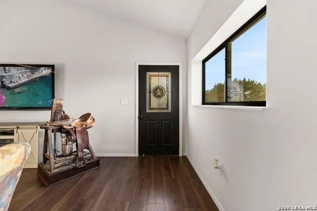 103 Bluffview Cir Kerrville, TX 78028