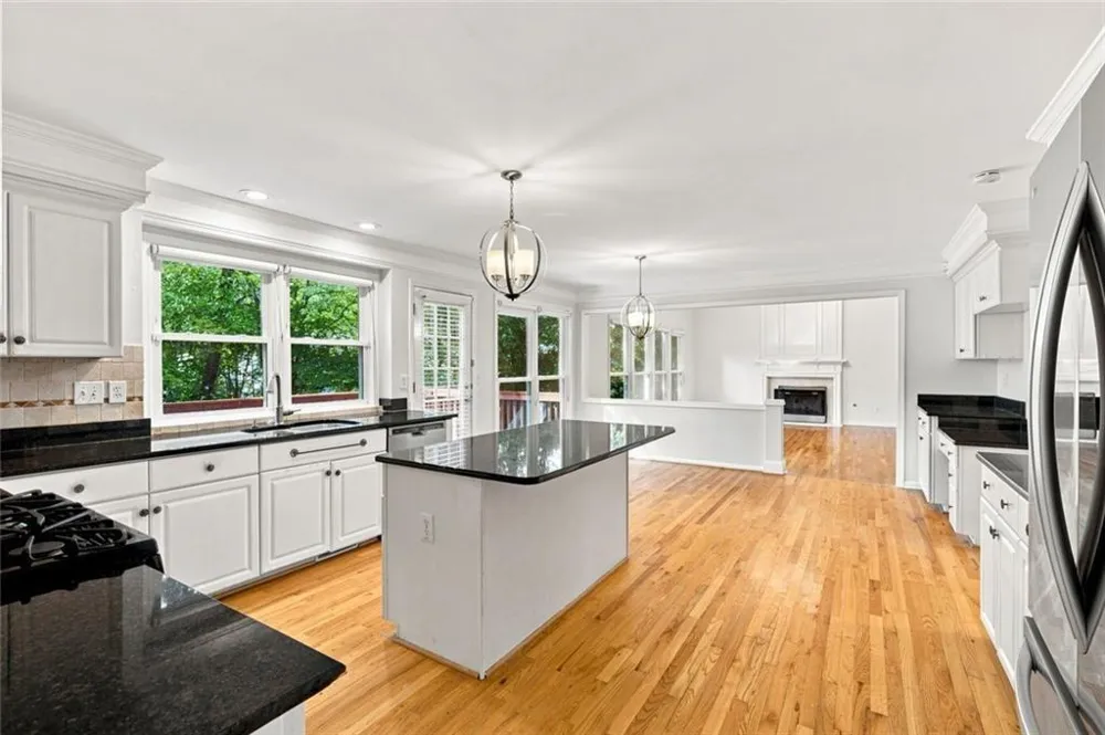 425 Fairford Lane Duluth, GA 30097