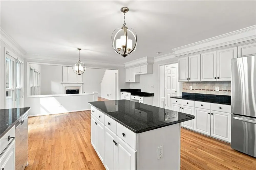 425 Fairford Lane Duluth, GA 30097
