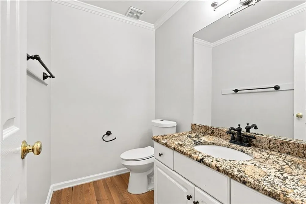 425 Fairford Lane Duluth, GA 30097